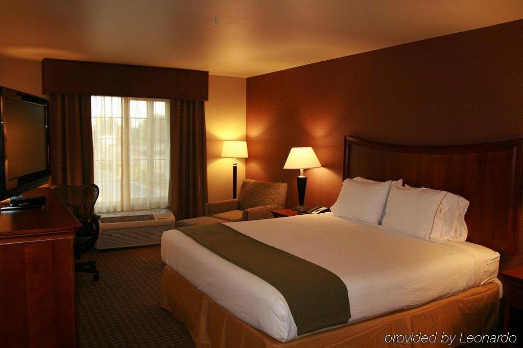 Holiday Inn Express Hotel & Suites Willows By Ihg Habitación foto