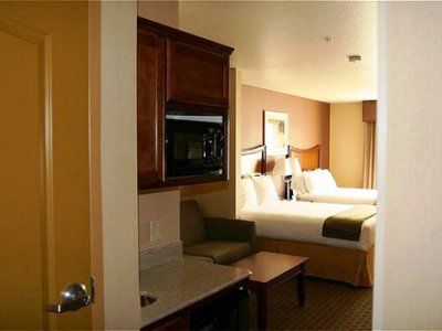 Holiday Inn Express Hotel & Suites Willows By Ihg Exterior foto